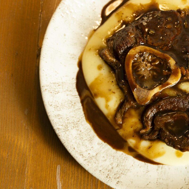 Stracotto di ossobuco Salerno Centro con purea di patate