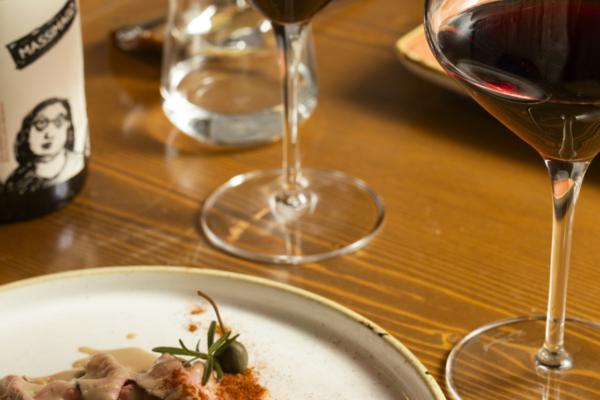 Vitello tonnato piemonte vino rosso Salerno Centro